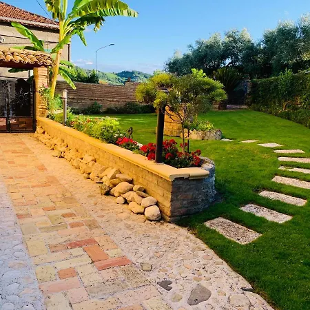 Holiday home Flowery House Miglianico