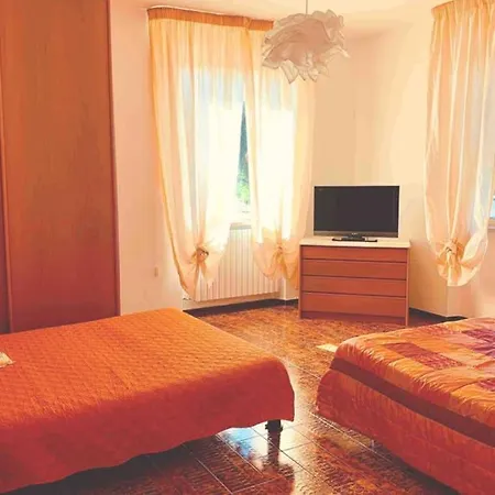 בית נופש Flowery House *