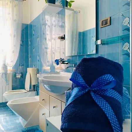 בית נופש Flowery House *